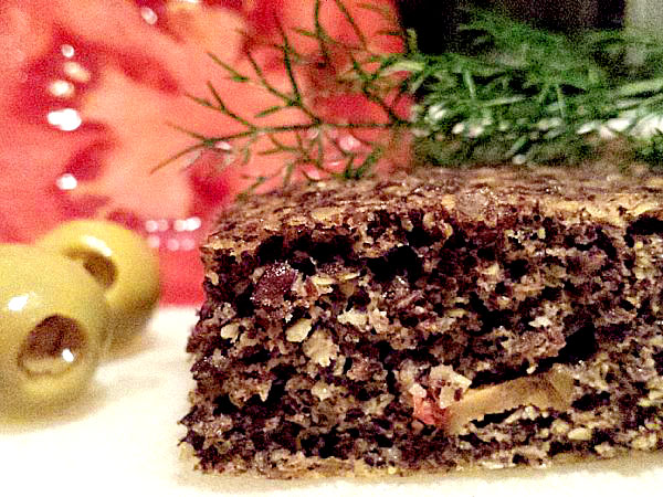 Kruh iz lanenih semen in oliv